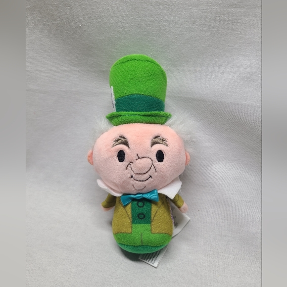 Hallmark Itty Bittys Disney Alice In Wonderland Mad Hatter Plush - Picture 1 of 3